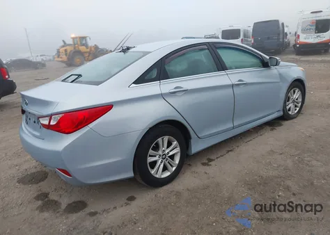 2014 Hyundai Sonata Gls z USA, uszkodzony, nr VIN 5NPEB4AC9EH925631